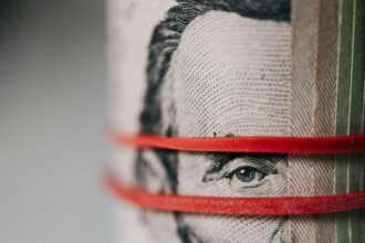 The millionaire myth why success must be personal, Photo Karola, Pexels